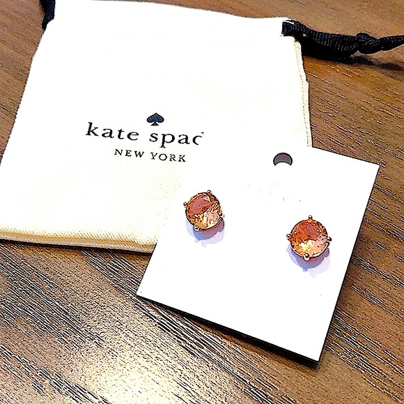 NEW Kate Spade Gumdrop Studs in Light Peach - Picture 2 of 10